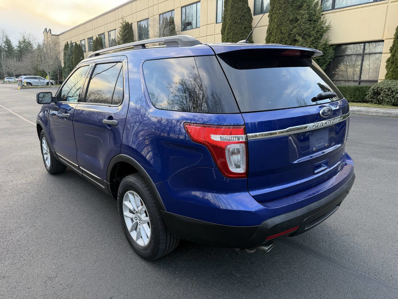 Used 2014 Ford Explorer 4WD image 8