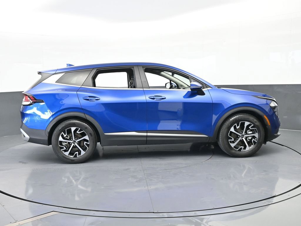 Used 2023 Kia Sportage EX image 7