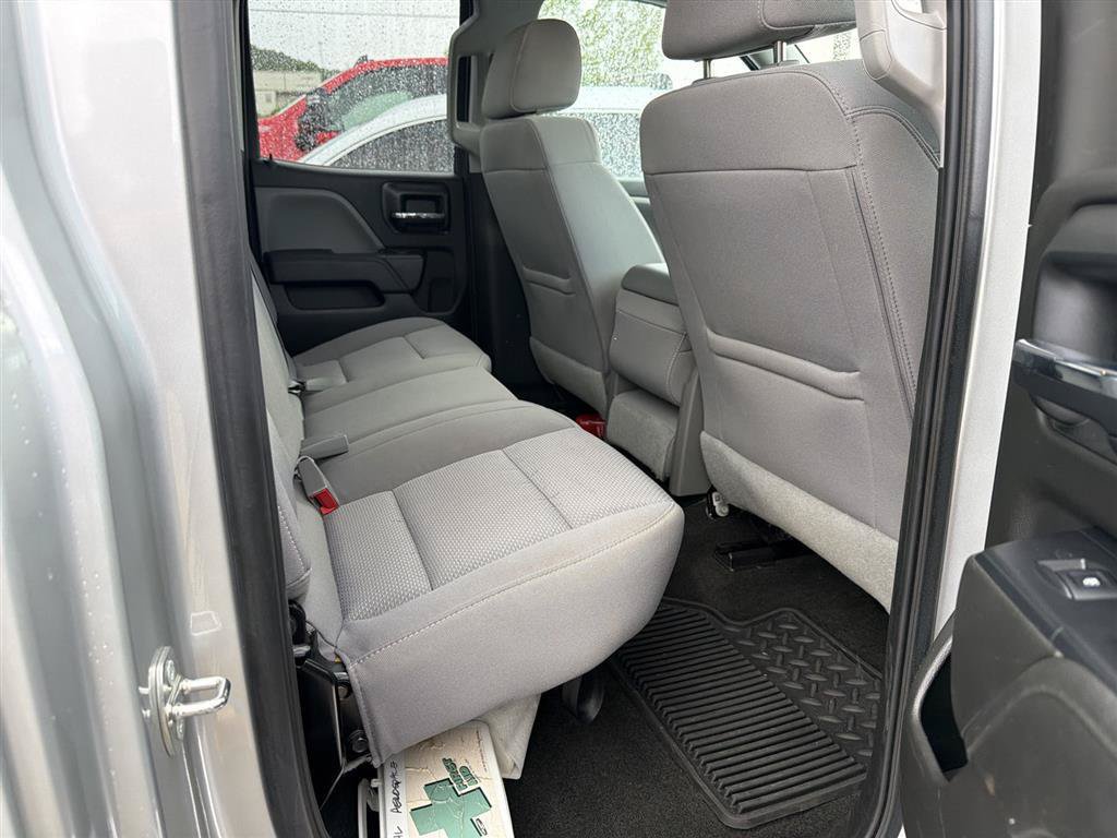 Used 2016 Chevrolet Silverado 1500 Custom w/ Custom Convenience Package RWD image 11