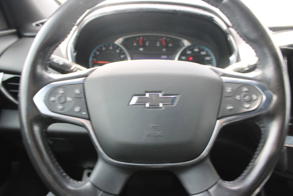 Used 2022 Chevrolet Traverse RS FWD image 35