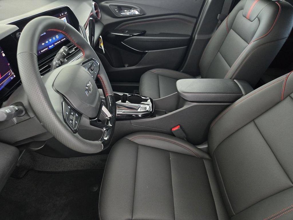 New 2026 Chevrolet Trax RS w/ Sunroof Package FWD image 15