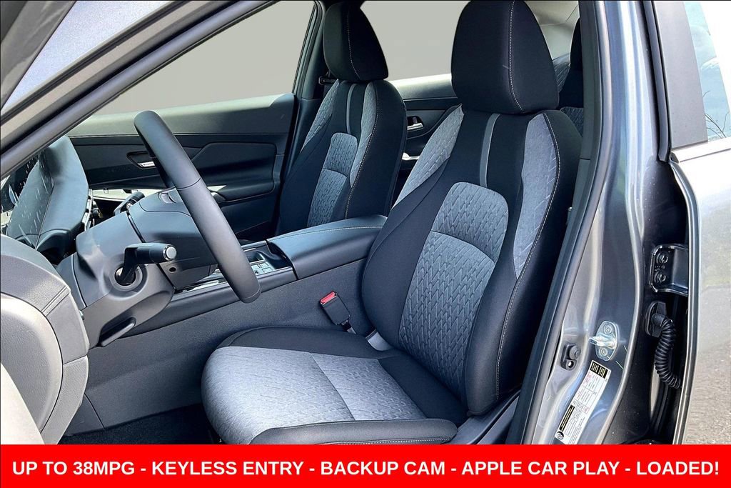 New 2026 Nissan Sentra SV w/ SV Convenience Package FWD image 23