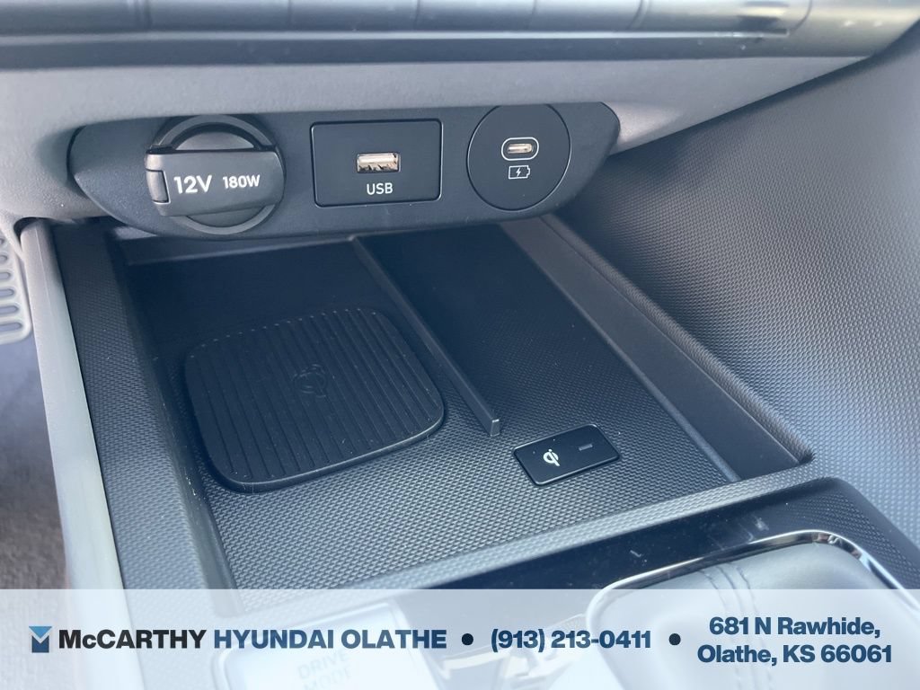 Used 2025 Hyundai Elantra Sport FWD image 22
