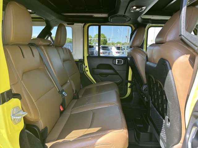 Used 2023 Jeep Wrangler Unlimited Rubicon 4xe w/ Steel Bumper Group AWD/4WD image 12