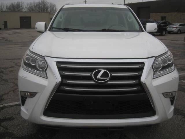 Used 2015 Lexus GX 460 w/ Premium Package AWD/4WD image 2