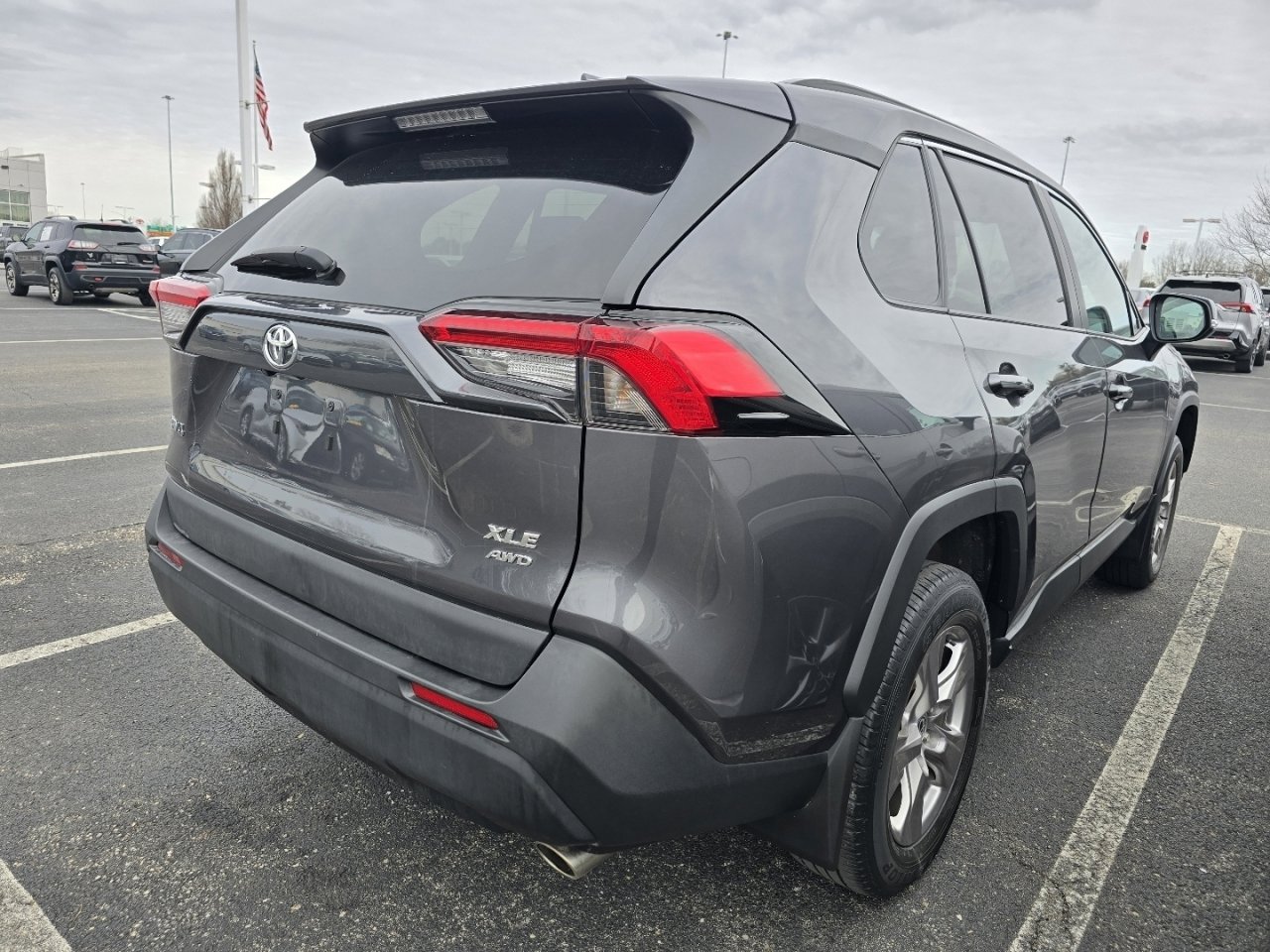 Used 2023 Toyota RAV4 XLE image 7