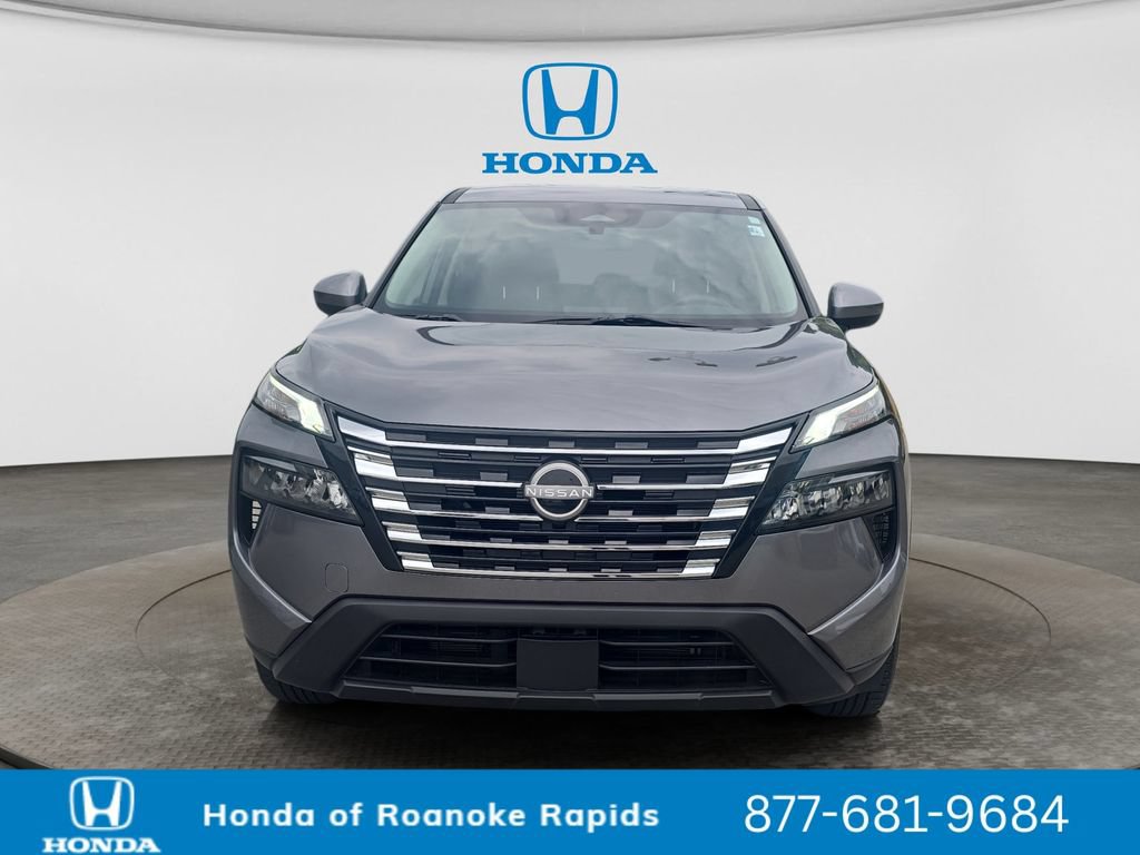 Used 2024 Nissan Rogue SV AWD/4WD image 8