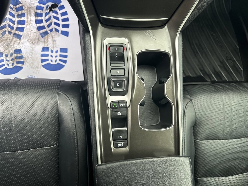Used 2018 Honda Accord EX-L image 17
