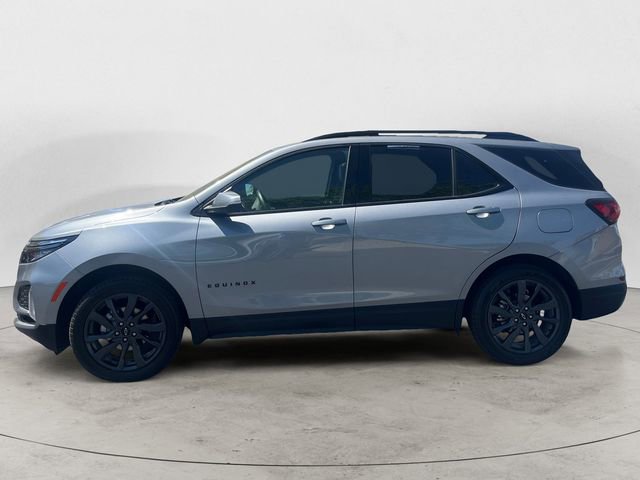 Used 2023 Chevrolet Equinox RS w/ RS Leather Package AWD/4WD image 2