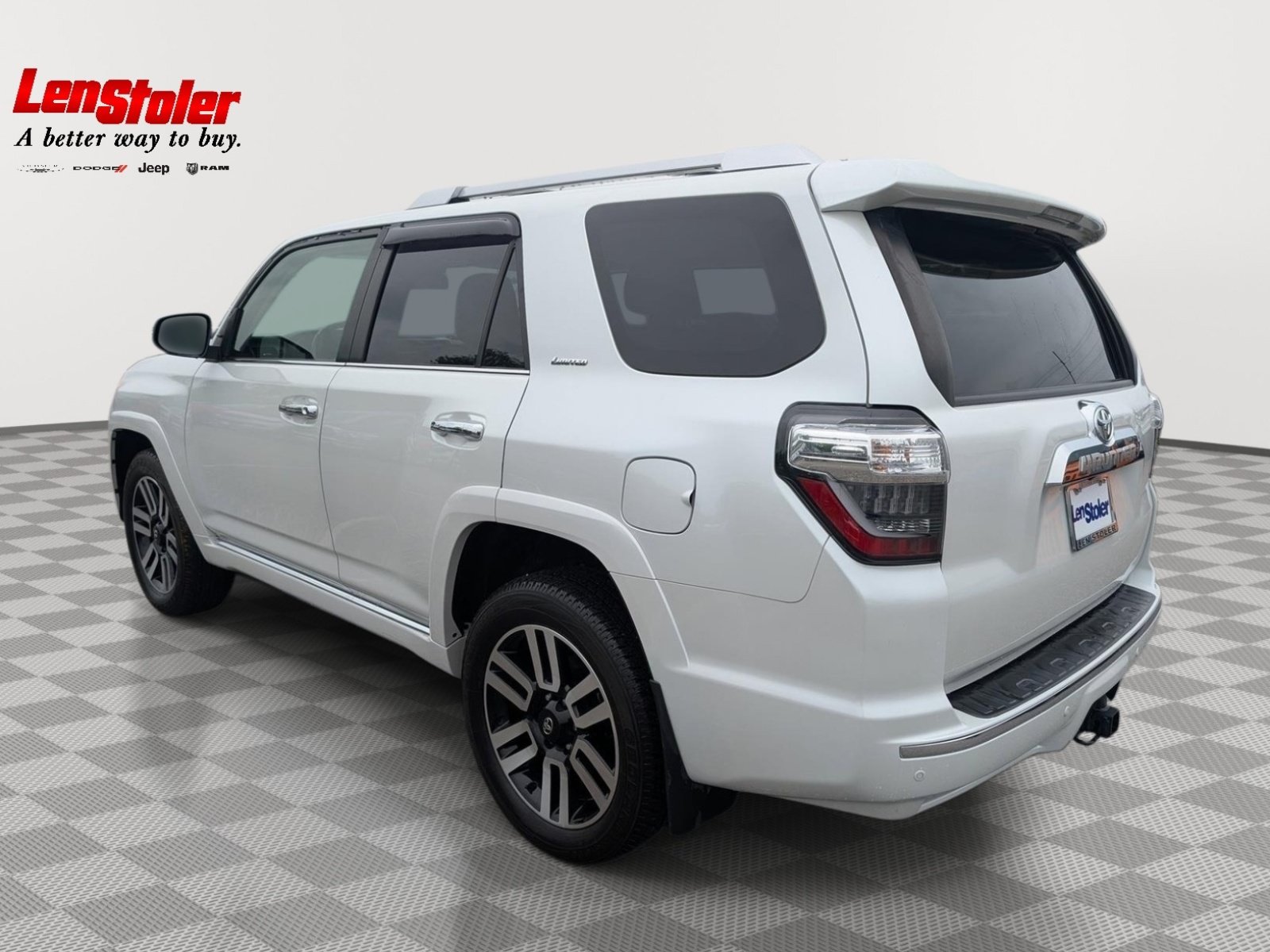 Used 2024 Toyota 4Runner Limited AWD/4WD image 3