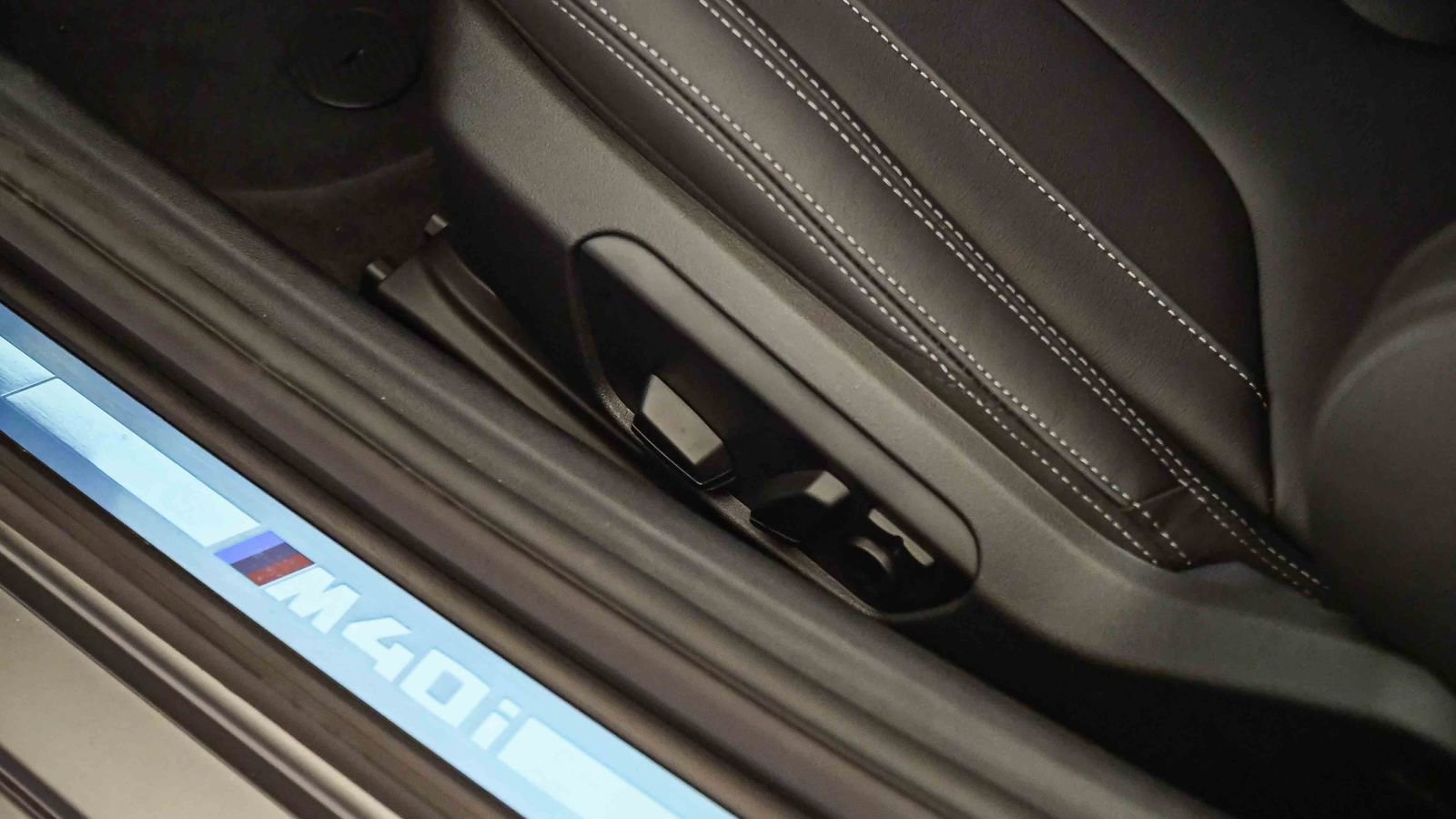 New 2026 BMW Z4 M40i image 27