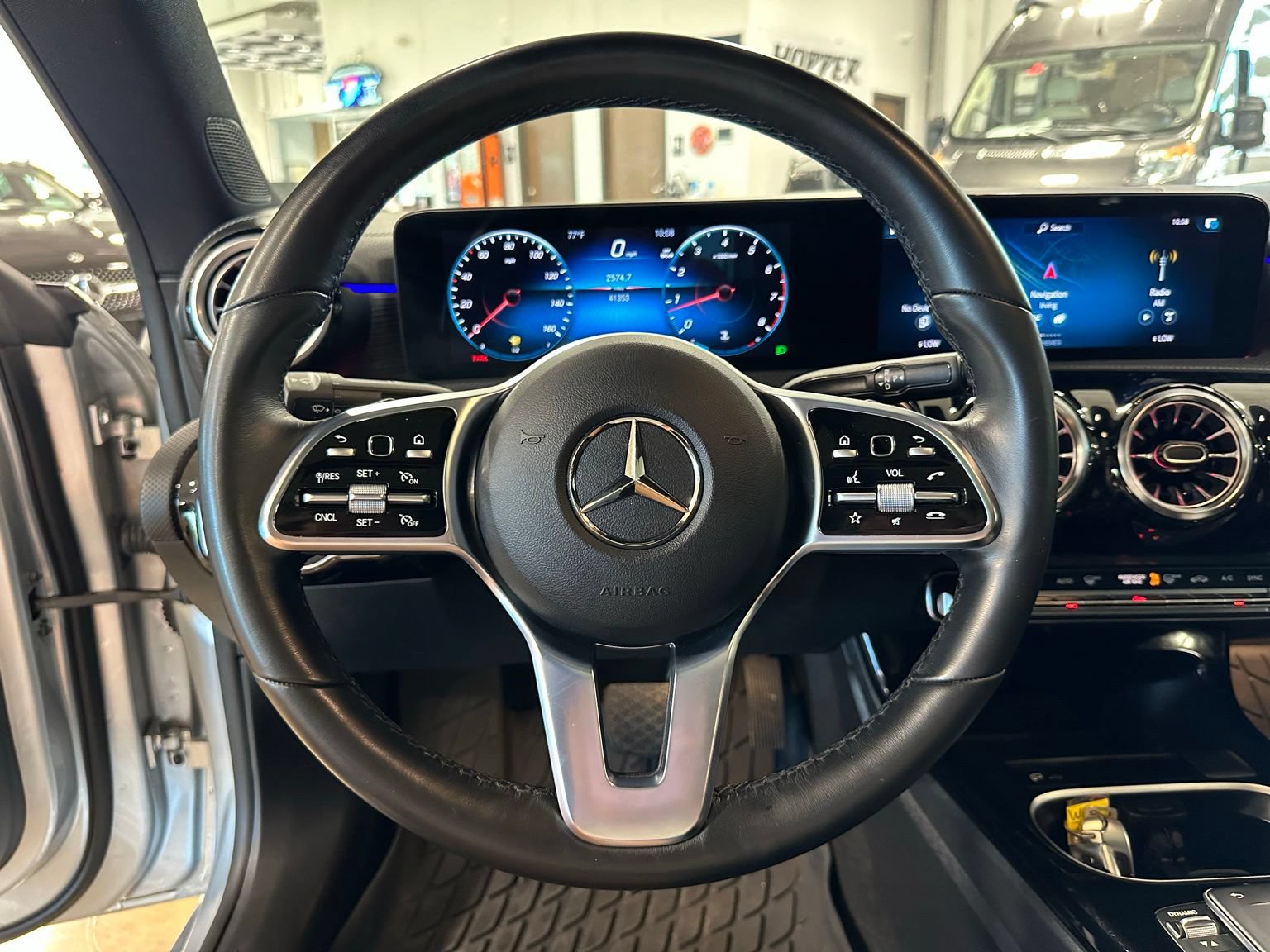 Used 2023 Mercedes-Benz CLA 250 4MATIC image 17