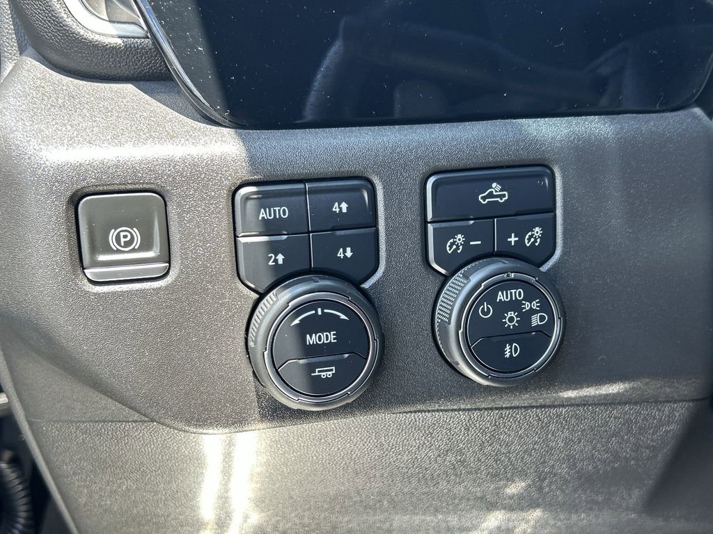 Used 2022 Chevrolet Silverado 1500 RST w/ All Star Edition Plus AWD/4WD image 39
