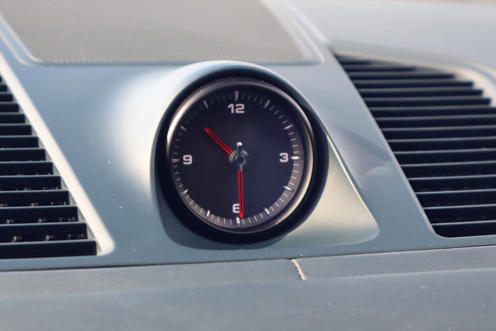 Certified 2023 Porsche Cayenne S Platinum image 27