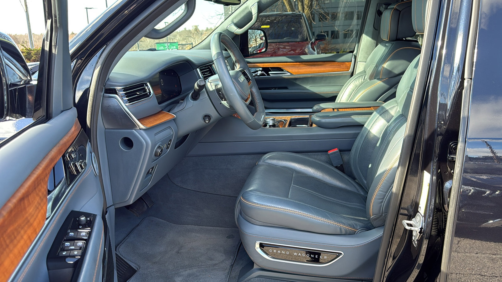 Used 2022 Jeep Grand Wagoneer Series II image 8