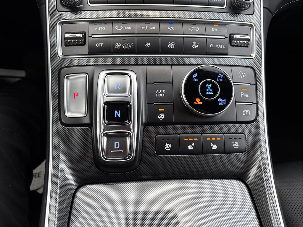 Certified 2023 Hyundai Santa Fe Limited image 34