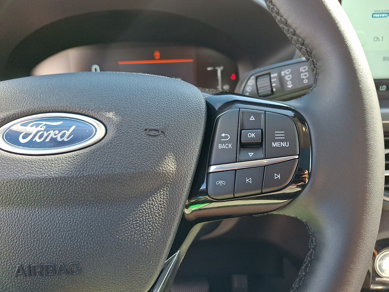 Certified 2026 Ford Escape SE FWD image 23