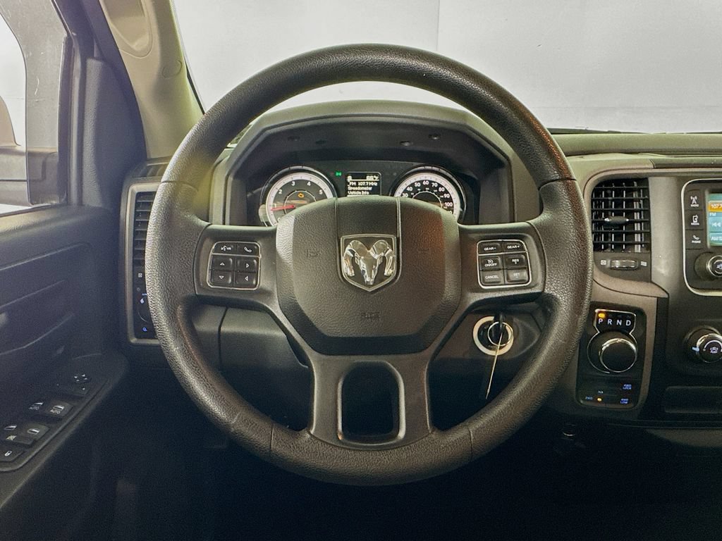 Used 2017 RAM 1500 Express w/ Express Value Package AWD/4WD image 11