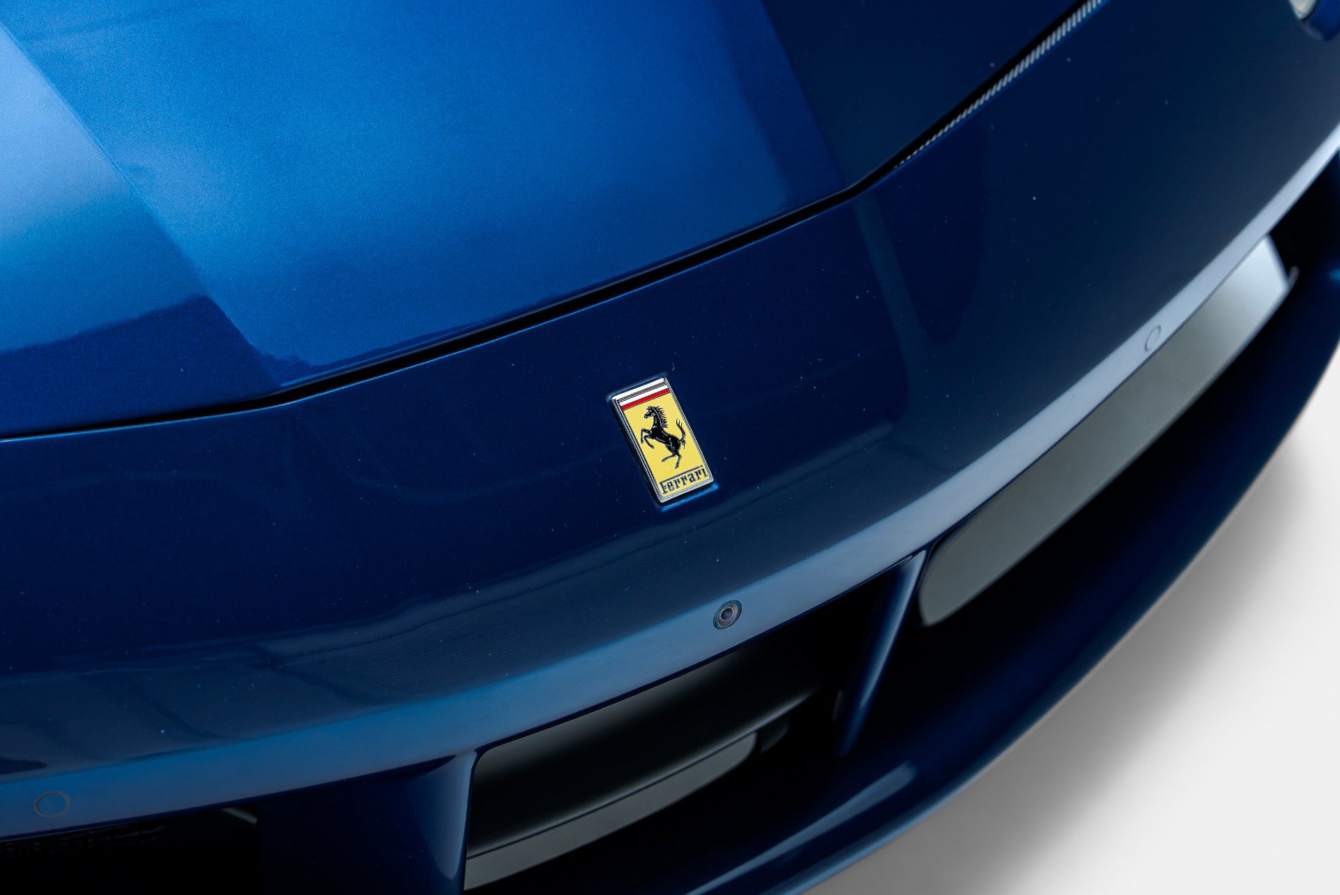 Used 2019 Ferrari 488 Spider RWD image 28