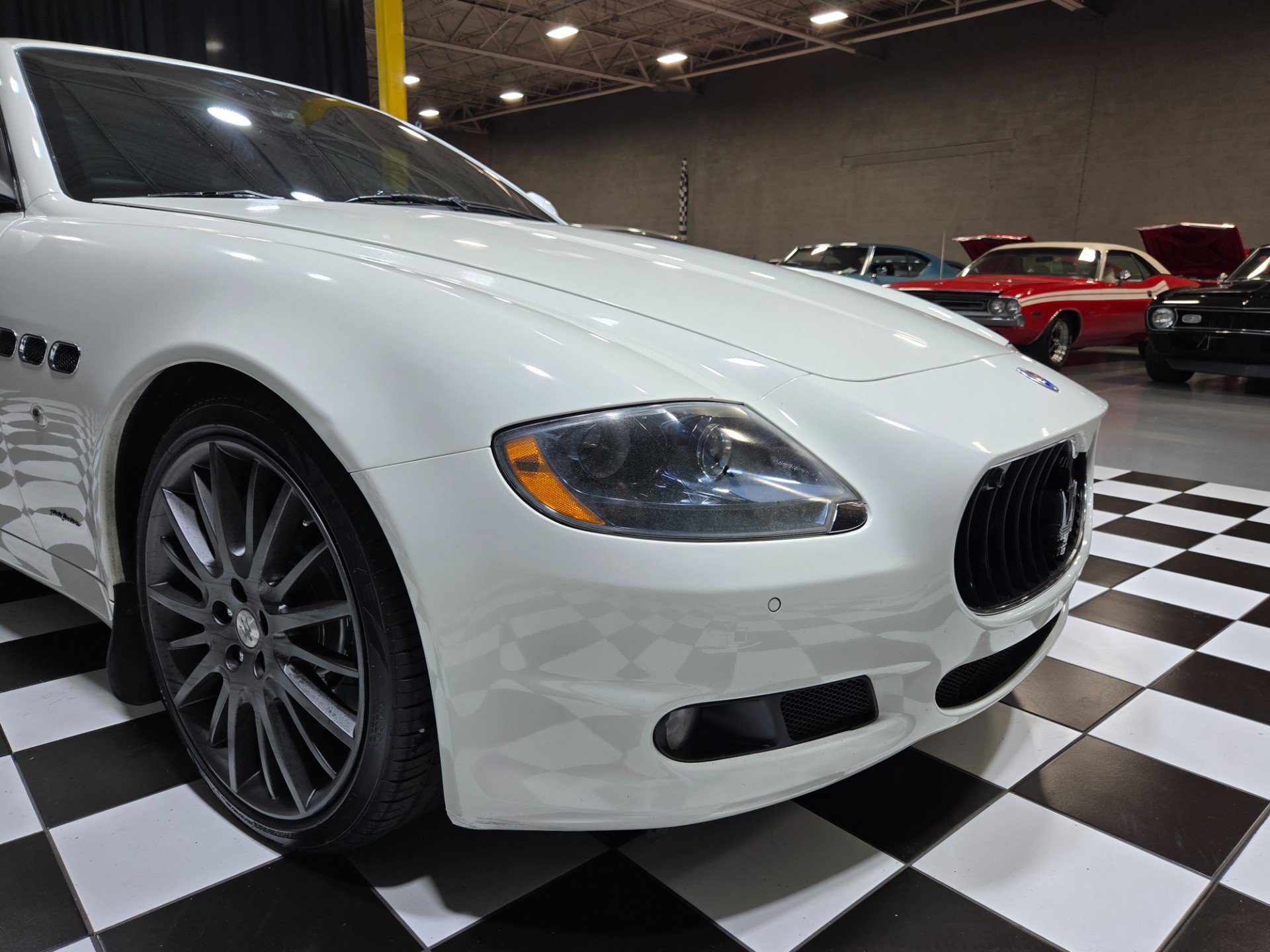 Used 2012 Maserati Quattroporte S RWD image 45