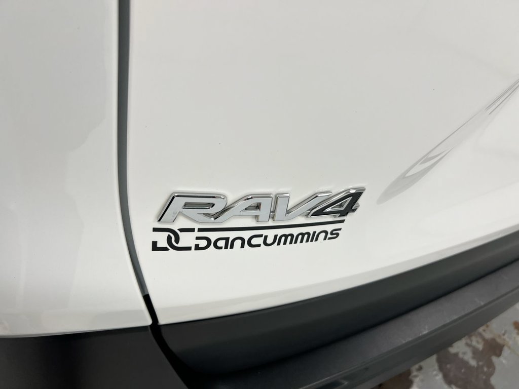 Used 2024 Toyota RAV4 XLE AWD/4WD image 26