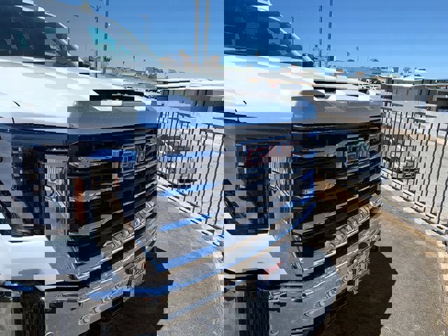 New 2025 GMC Sierra 2500 SLT w/ SLT Convenience Package image 3