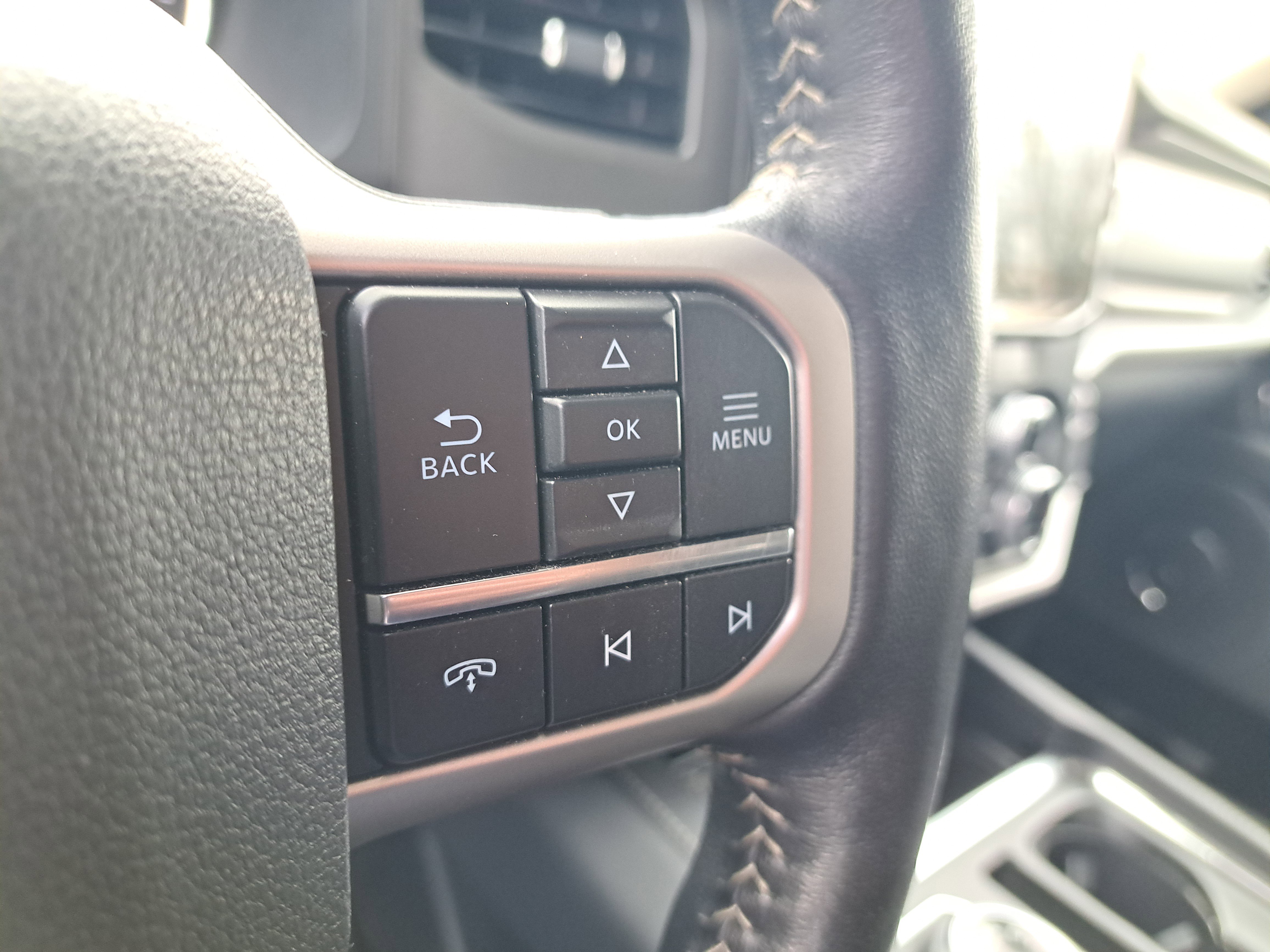 Used 2024 Ford Expedition Max XLT AWD/4WD image 24