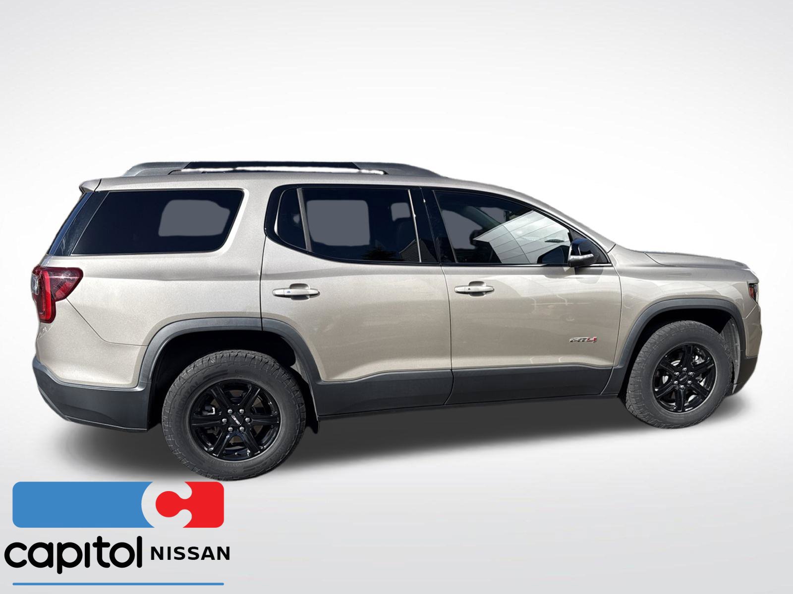 Used 2023 GMC Acadia AT4 w/ Technology Package AWD/4WD image 5