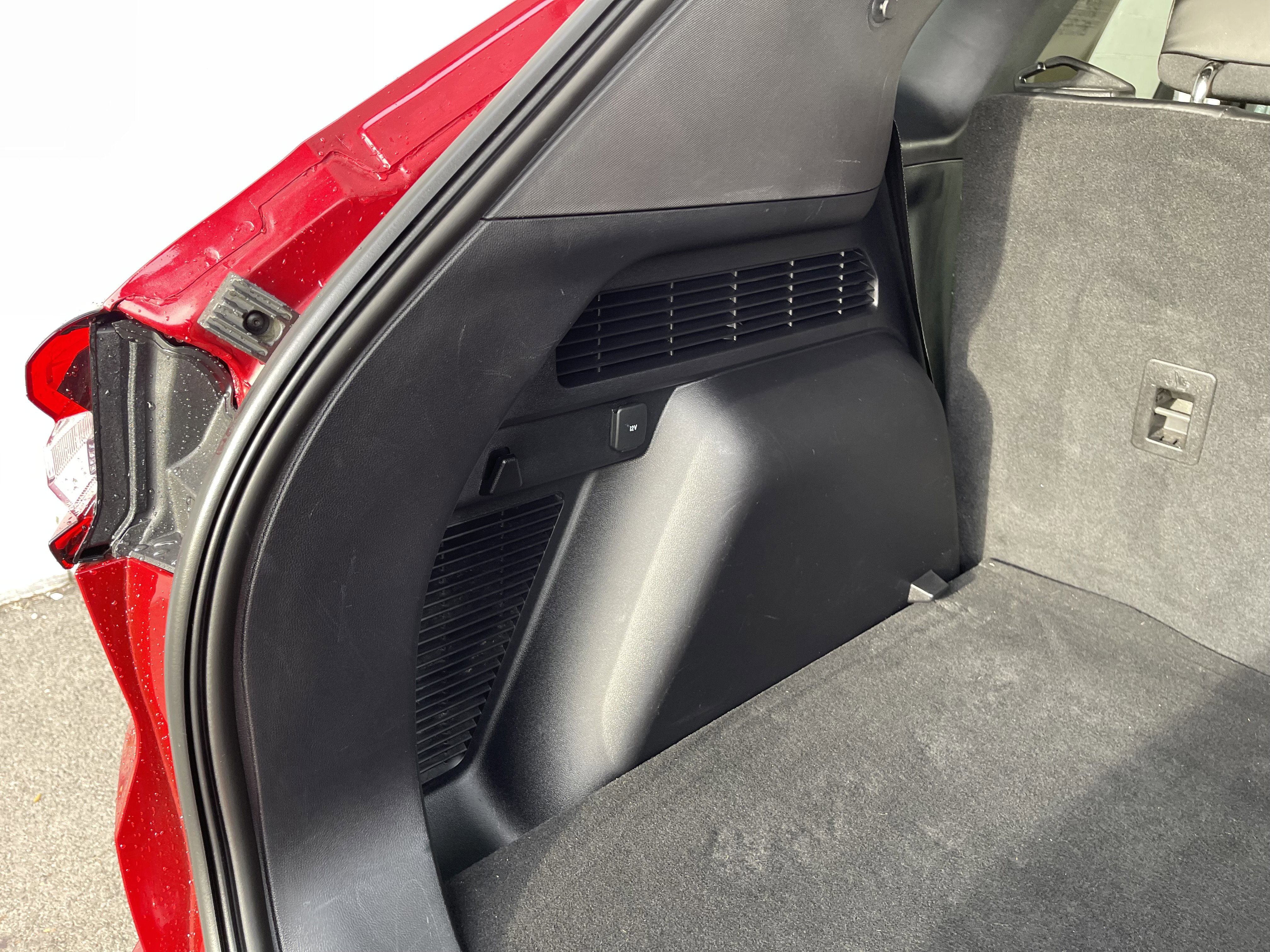 Used 2023 Ford Escape ST-Line image 25