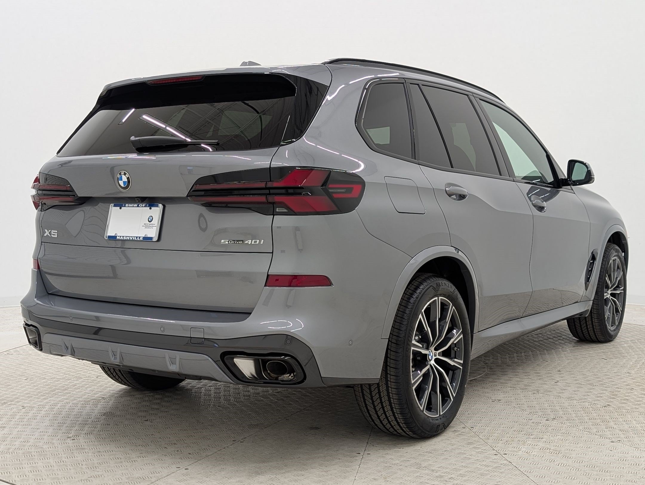 New 2026 BMW X5 sDrive40i w/ M Sport Package RWD image 9