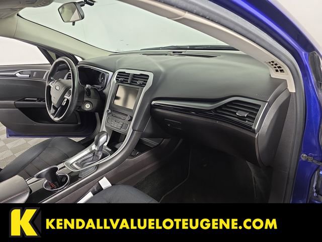 Used 2016 Ford Fusion SE image 18