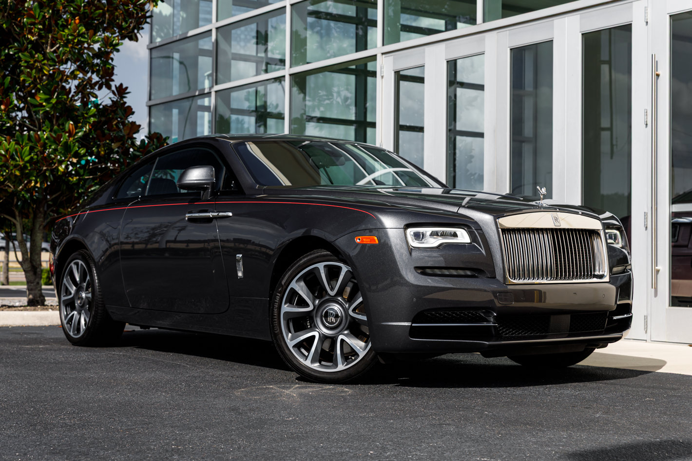 Certified 2019 Rolls-Royce Wraith RWD image 25