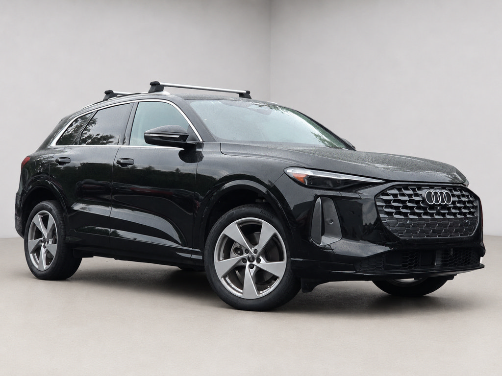 Certified 2025 Audi Q5 Premium w/ Premium Plus AWD/4WD image 1