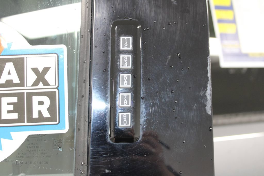 Used 2024 Ford F250 XLT image 23