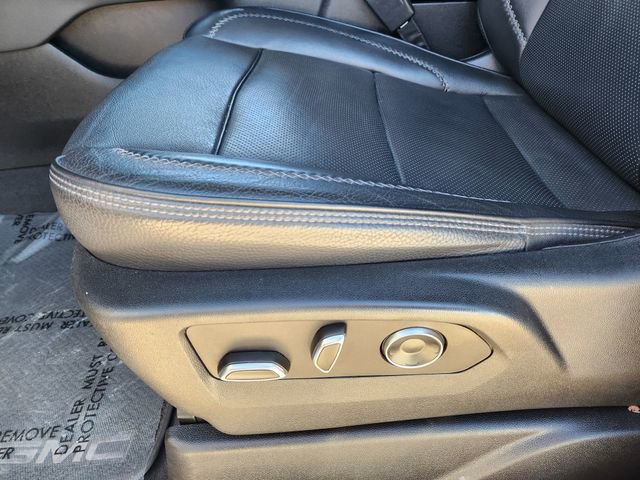 Used 2023 GMC Yukon Denali image 24