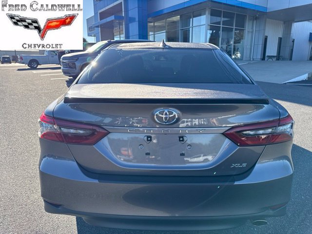 Used 2023 Toyota Camry XLE FWD image 4