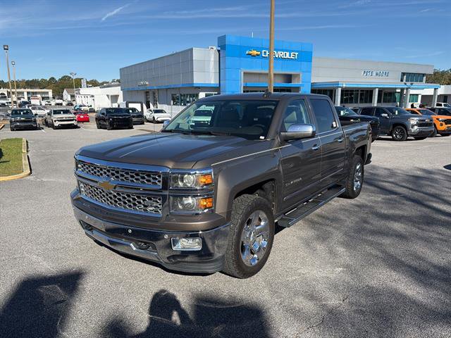 Used 2015 Chevrolet Silverado 1500 LTZ w/ LTZ Plus Package image 3