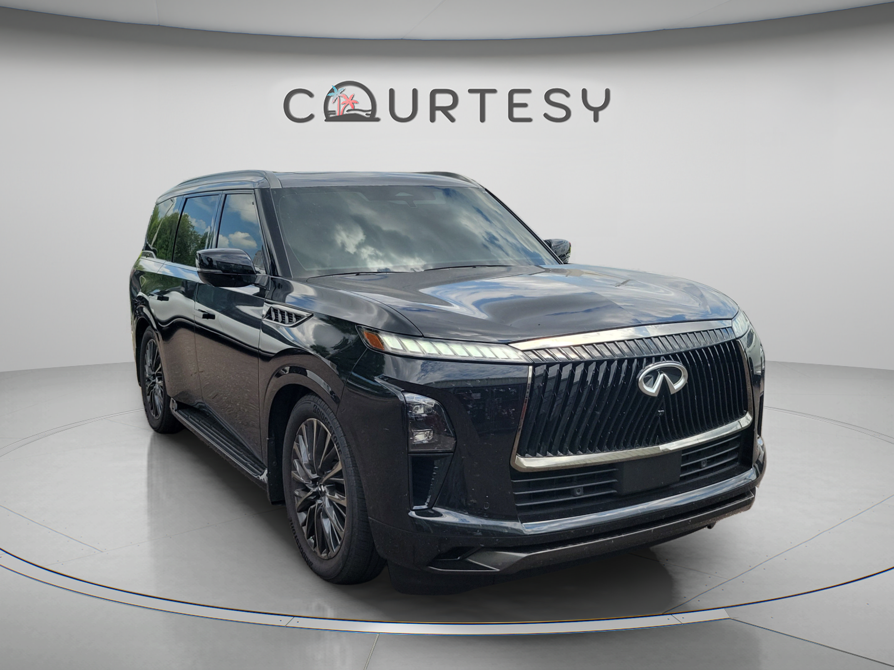 Certified 2026 INFINITI QX80 Autograph w/ Premium Cargo Package AWD/4WD image 4