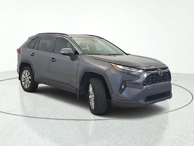 Used 2022 Toyota RAV4 XLE Premium AWD/4WD image 8
