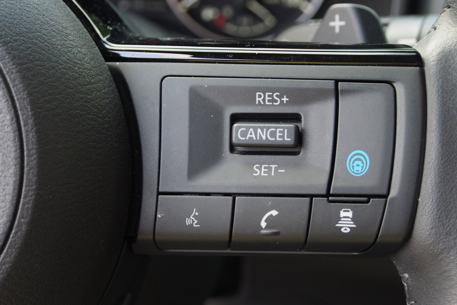 Used 2023 Nissan Rogue SV w/ SV Premium B Package AWD/4WD image 23