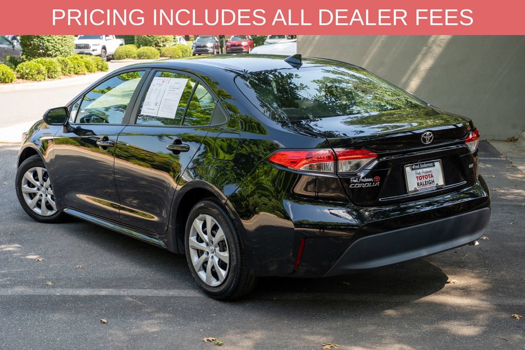 Certified 2025 Toyota Corolla LE FWD image 3