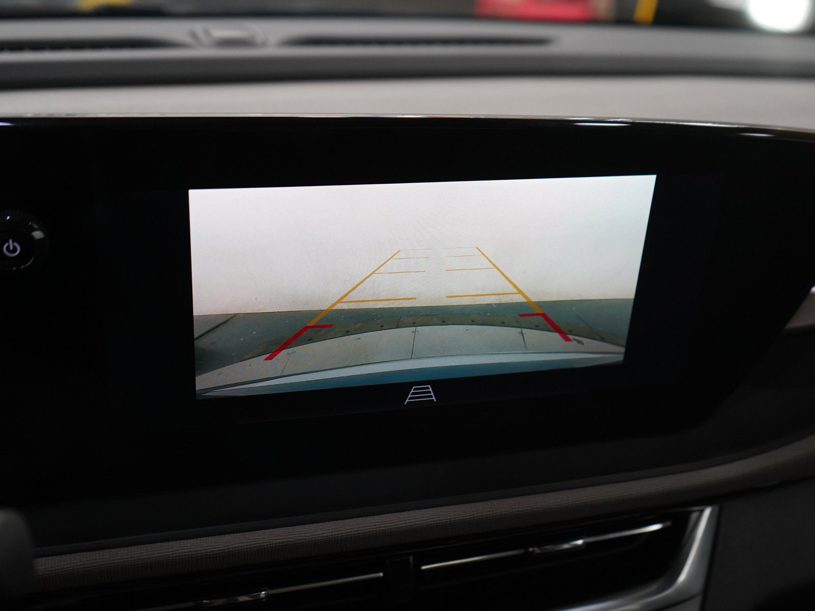Used 2024 Buick Envista Avenir FWD image 22