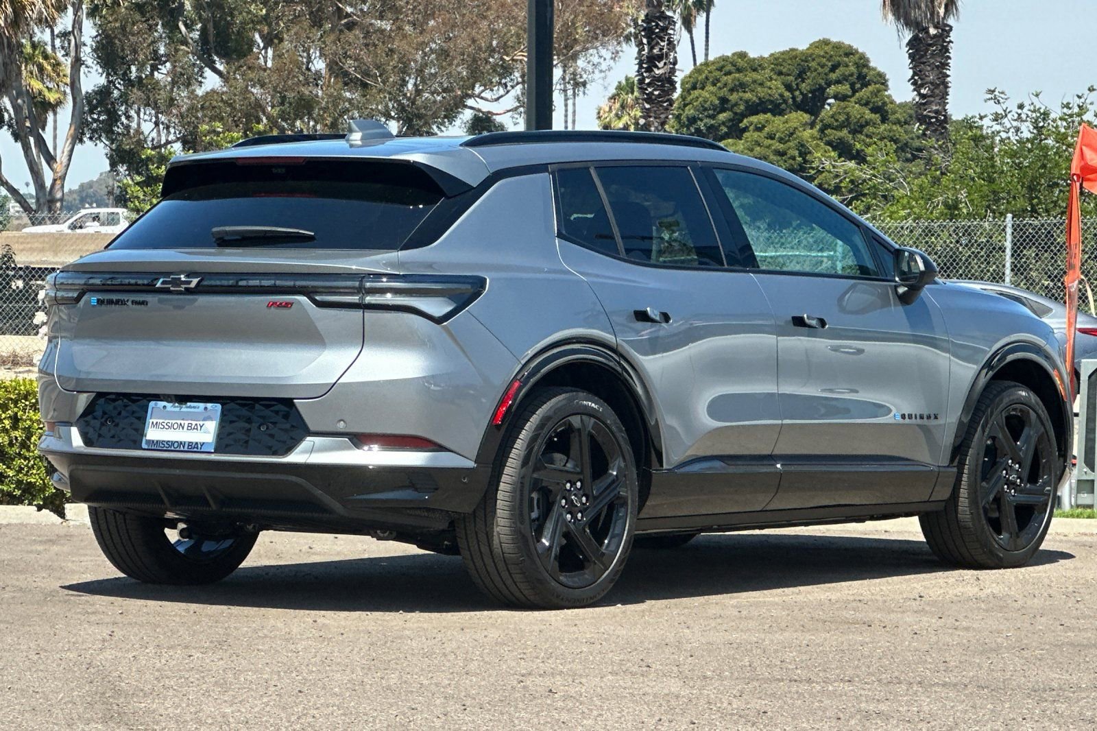 New 2025 Chevrolet Equinox EV RS w/ Active Safety Package 3 image 4