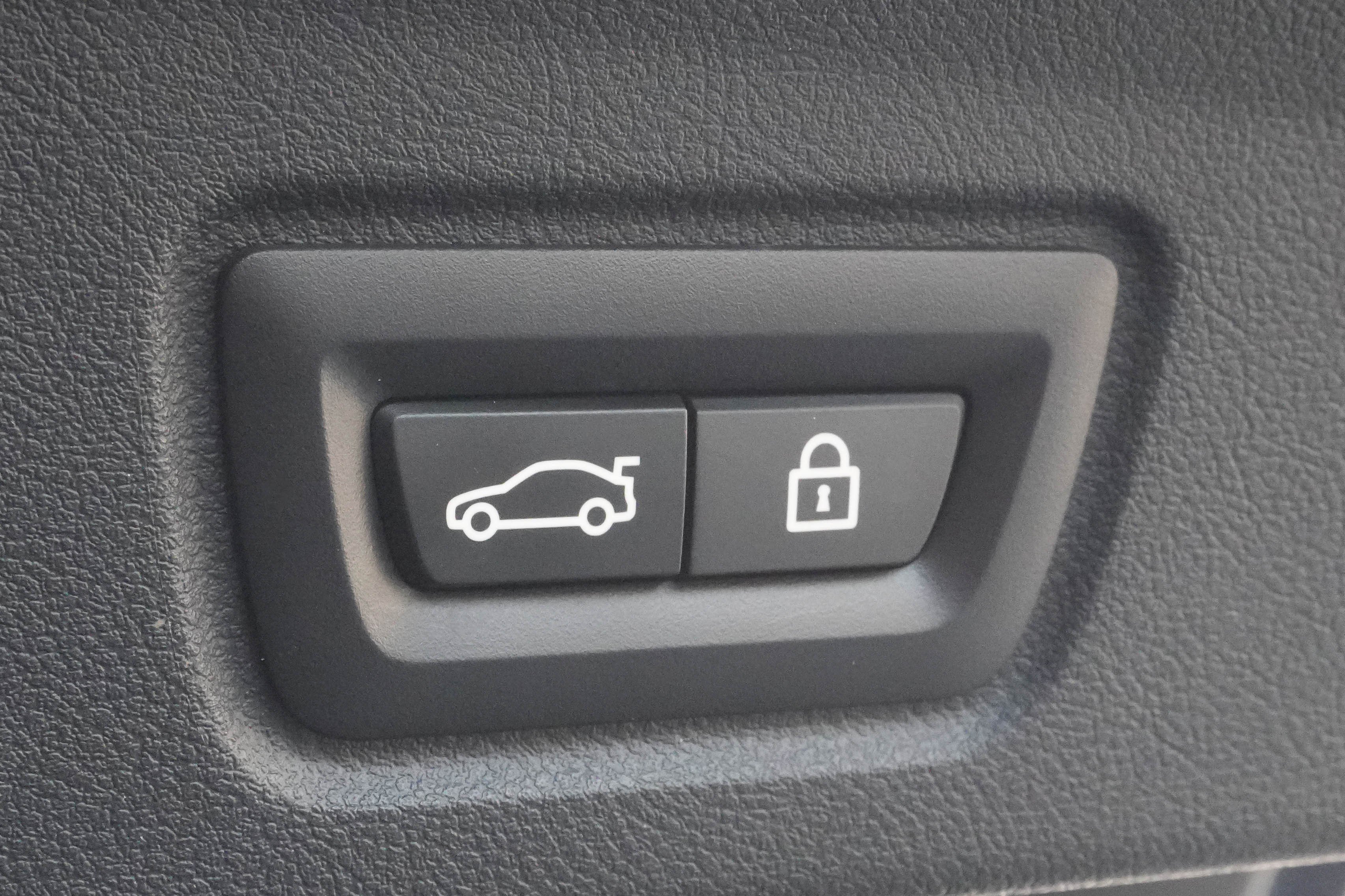 Certified 2023 BMW i4 eDrive40 w/ Premium Package image 34