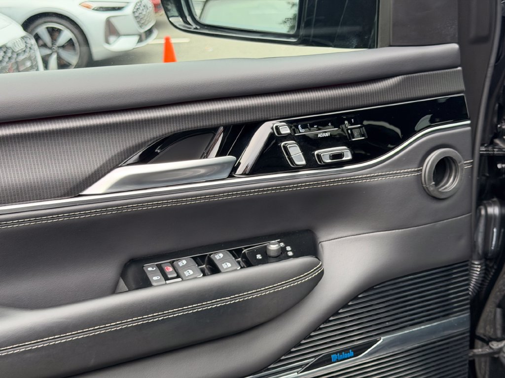 Used 2024 Jeep Grand Wagoneer Series II Obsidian w/ Quick Order Packagew 28T AWD/4WD image 14