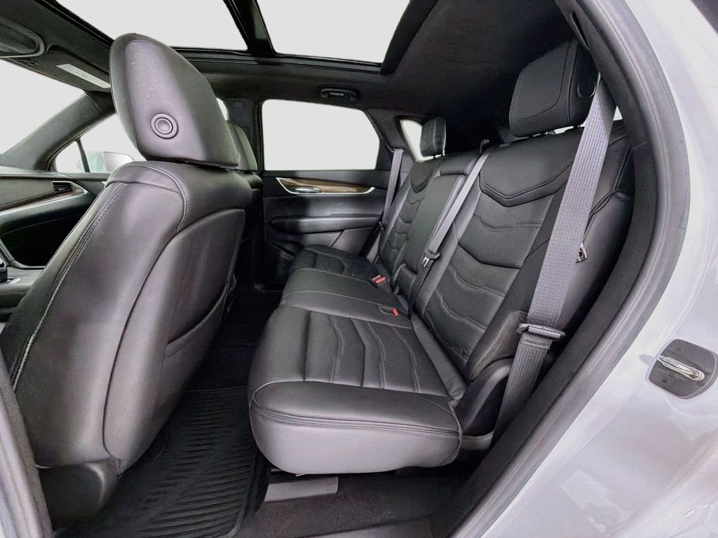 Used 2018 Cadillac XT5 Platinum w/ Driver Assist Package AWD/4WD image 25