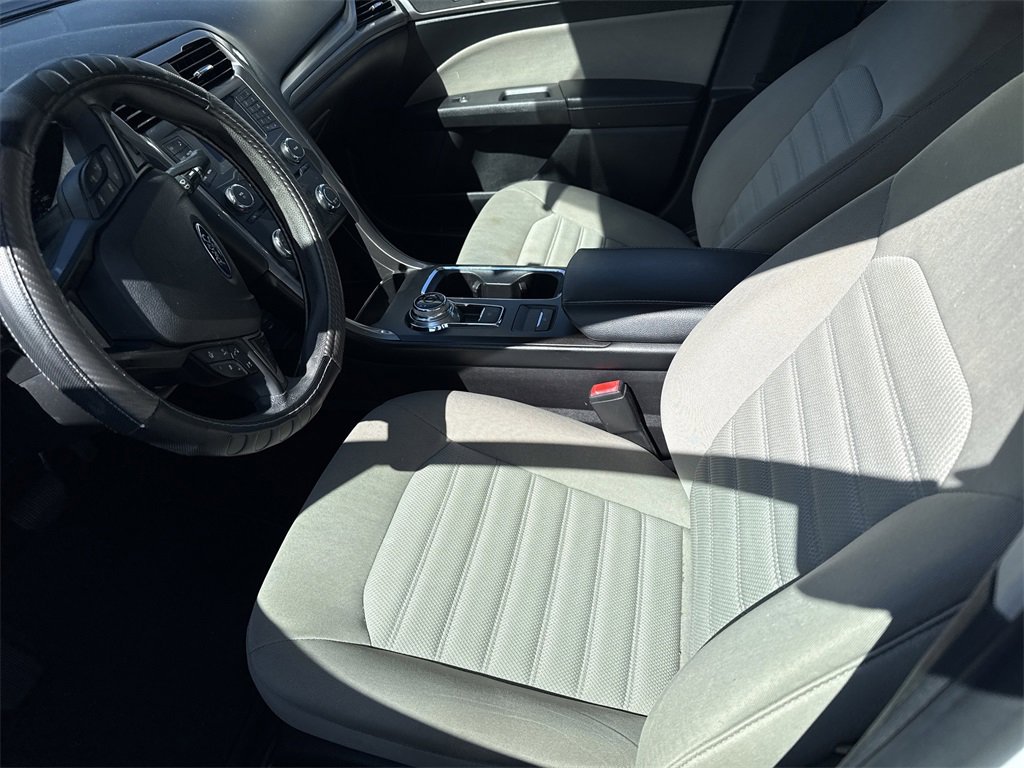 Used 2018 Ford Fusion S image 7