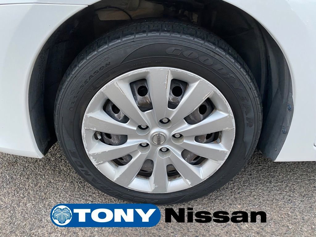 Used 2015 Nissan Sentra SV image 9