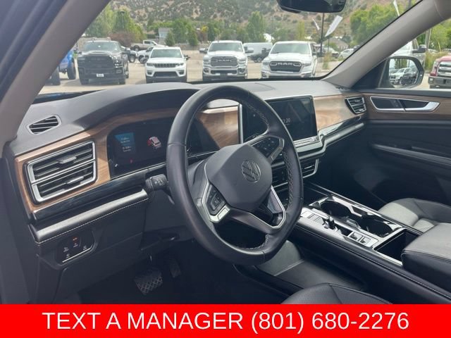 Used 2024 Volkswagen Atlas SE AWD/4WD image 14