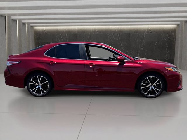 Used 2018 Toyota Camry SE FWD image 7